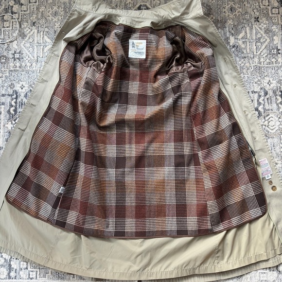 Vintage Womens Beige Trench Coat Sz 10 M/L Belted Removable Lining Hood Overcoat - Picture 3 of 16